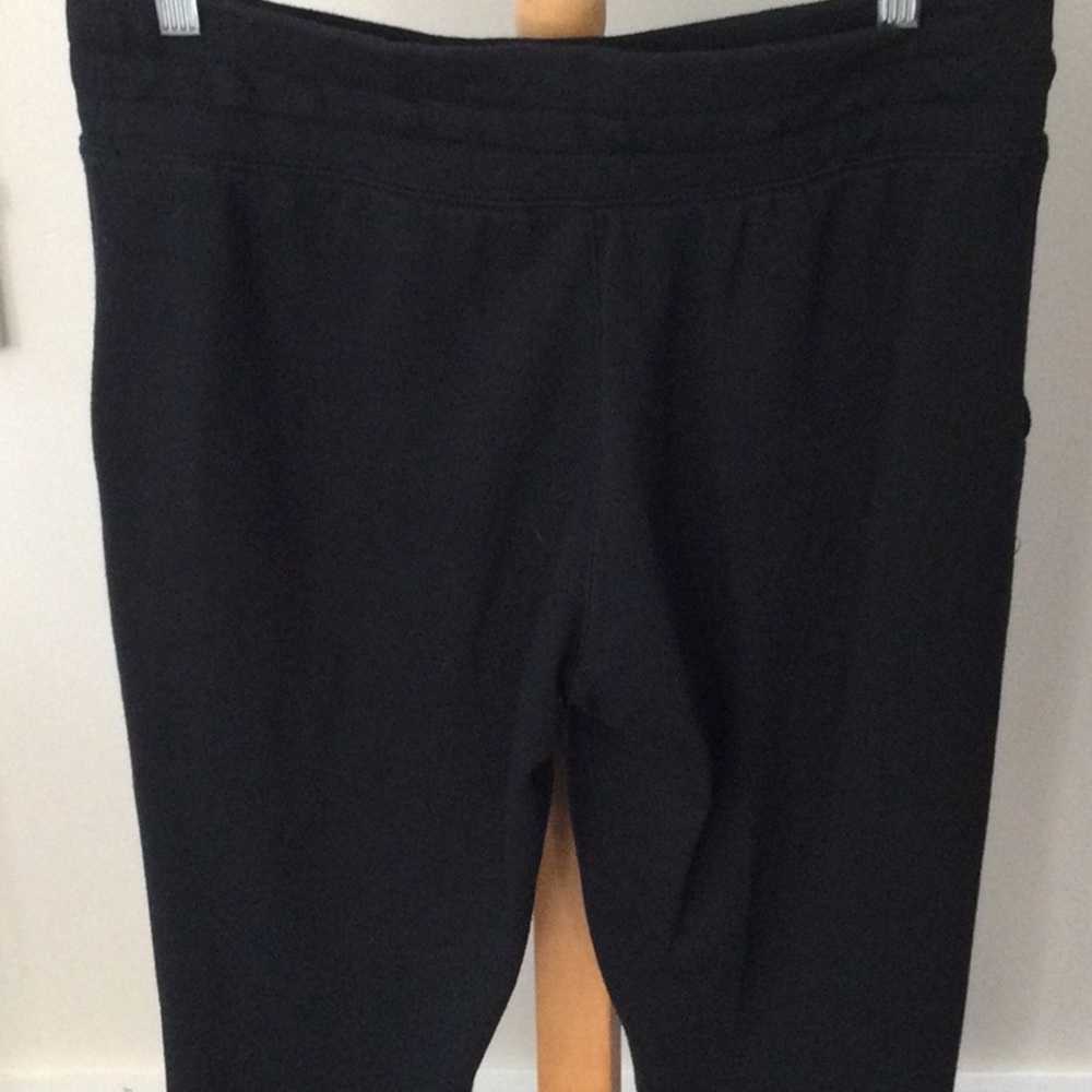 Reebok pants - Picture 3 of 4
